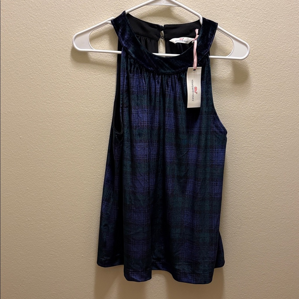 NWT Vineyard Vines velvet tank